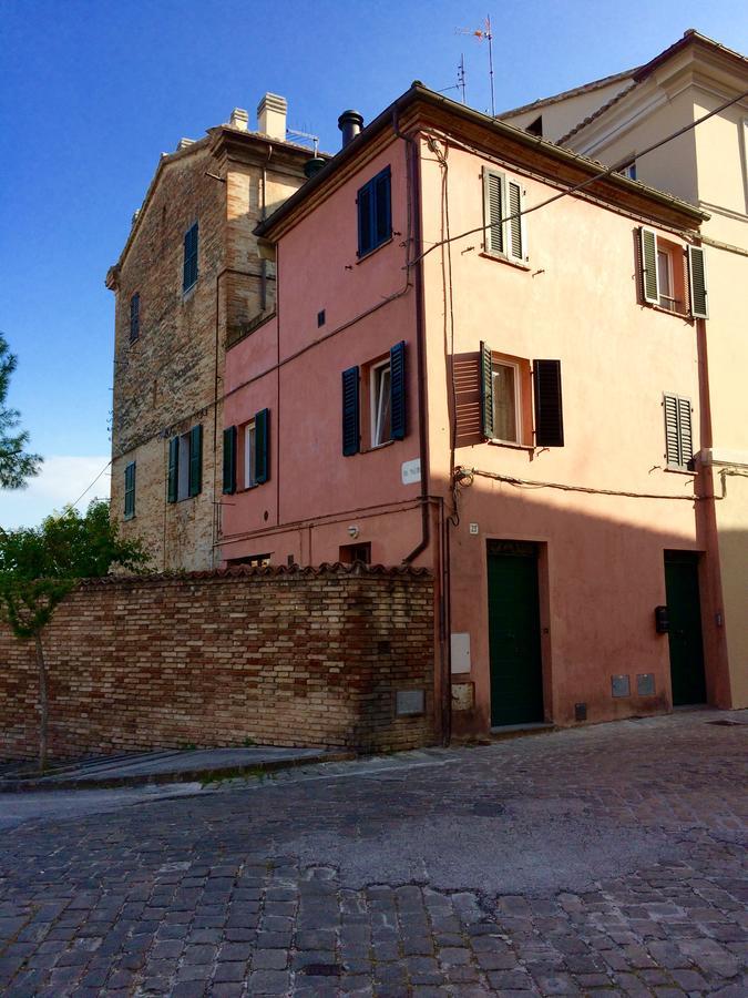 이에시 Il Torrione B&B 외부 사진